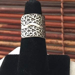 Silpada Sterling Silver Statement Ring Size 6